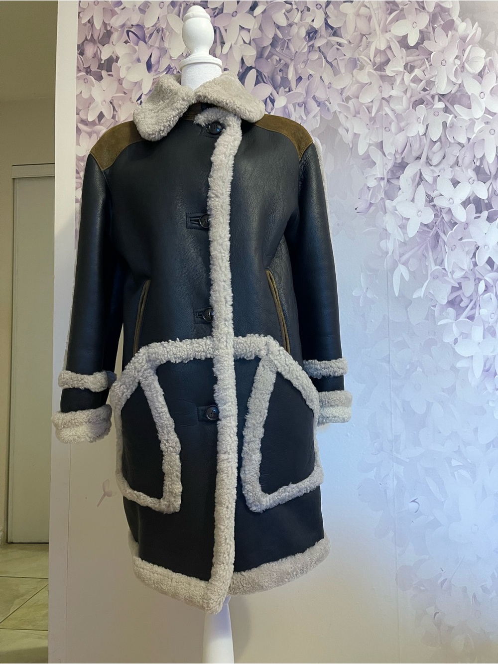 HiSO shearling coat size S